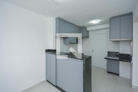 Sala/Cozinha de apartamento para alugar com 2 quartos, 34m² em Socorro, São Paulo