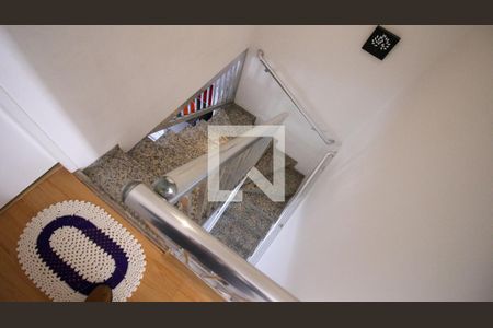 Corredor de casa à venda com 3 quartos, 110m² em Vila Mendes, São Paulo