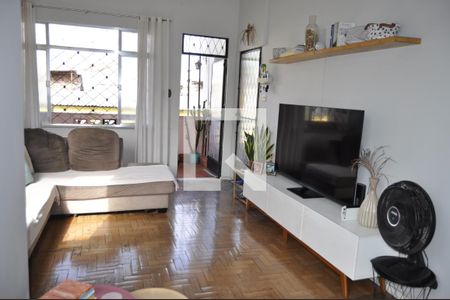 Sala de casa à venda com 3 quartos, 110m² em Inhaúma, Rio de Janeiro