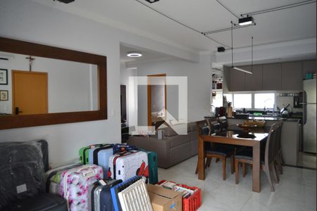 Sala de apartamento para alugar com 2 quartos, 90m² em Jardim Bela Vista, Santo André