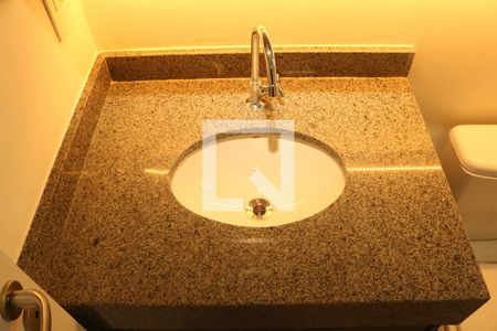 Banheiro de kitnet/studio à venda com 1 quarto, 26m² em Perdizes, São Paulo