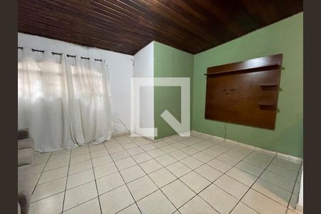 Sala de casa para alugar com 3 quartos, 100m² em Rio Pequeno, São Paulo