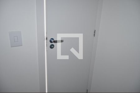 Banheiro de kitnet/studio para alugar com 1 quarto, 35m² em Todos Os Santos, Rio de Janeiro