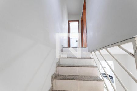 Escada de casa à venda com 2 quartos, 80m² em Jardim Leblon, Belo Horizonte