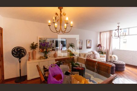 Sala de apartamento à venda com 3 quartos, 190m² em Icaraí, Niterói