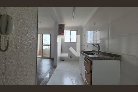 Sala/Cozinha de apartamento à venda com 2 quartos, 55m² em Utinga, Santo André