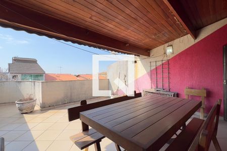 Casa à venda com 3 quartos, 125m² em Jardim Santa Clara, Guarulhos