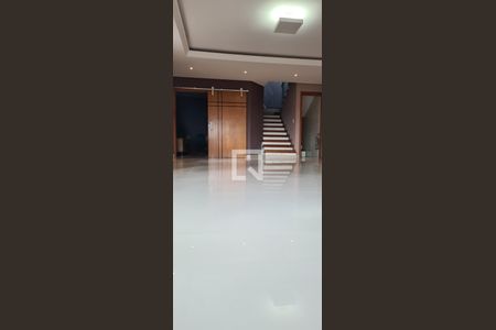 Sala de casa à venda com 4 quartos, 405m² em Novo Osasco, Osasco