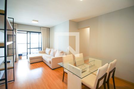 Sala de apartamento à venda com 2 quartos, 72m² em Vila Nova Conceição, São Paulo