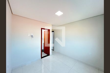 Casa à venda com 2 quartos, 70m² em Jardim Leblon, Belo Horizonte