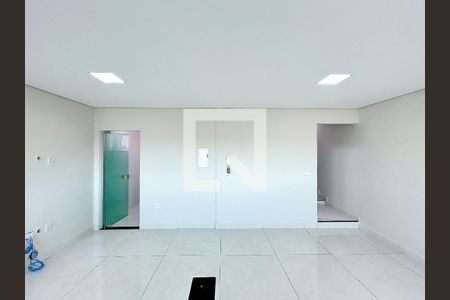 Casa à venda com 2 quartos, 70m² em Jardim Leblon, Belo Horizonte