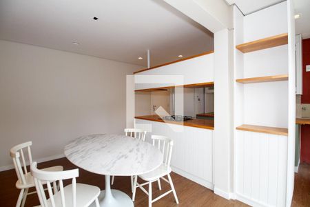 Sala de Estar e Jantar de apartamento para alugar com 1 quarto, 60m² em Pinheiros, São Paulo