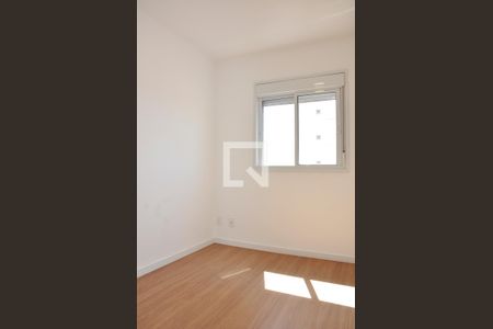 Quarto 01 de apartamento para alugar com 2 quartos, 42m² em Vila Souza, São Paulo