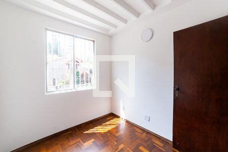 Quarto 2 de apartamento para alugar com 2 quartos, 65m² em Serra, Belo Horizonte