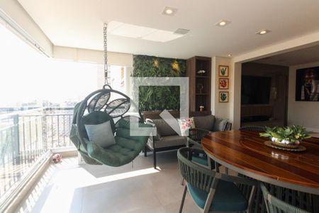 Varanda de apartamento à venda com 3 quartos, 123m² em Parque São Jorge, São Paulo