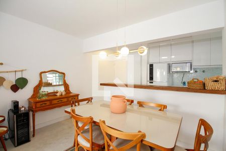 Sala  de apartamento à venda com 2 quartos, 66m² em Sumaré, São Paulo