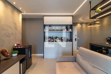 Sala de apartamento à venda com 2 quartos, 69m² em Parque Industrial Tomas Edson, São Paulo