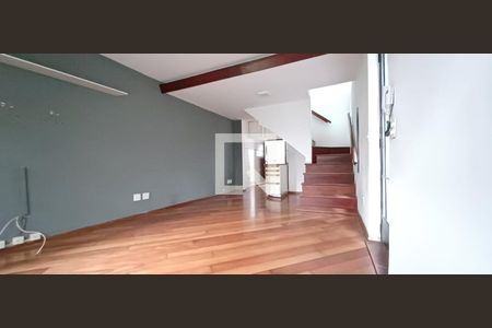 Sala de casa à venda com 3 quartos, 129m² em Campo Belo, São Paulo