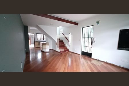 Sala de casa à venda com 3 quartos, 129m² em Campo Belo, São Paulo