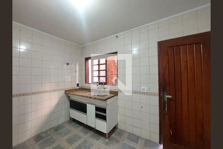 Cozinha de casa de condomínio à venda com 2 quartos, 80m² em Jardim Ubirajara (Zona Sul), São Paulo