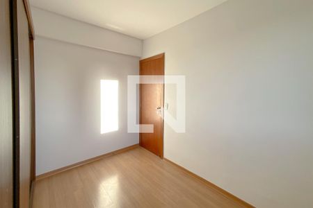 Quarto 1 de apartamento para alugar com 3 quartos, 80m² em Sagrada Família, Belo Horizonte