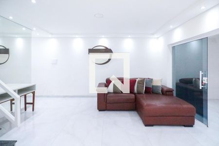 Casa à venda com 2 quartos, 237m² em Santa Maria, São Caetano do Sul