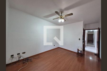 Casa à venda com 3 quartos, 373m² em Rio Pequeno, São Paulo