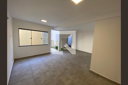 Sala de casa de condomínio para alugar com 5 quartos, 330m² em Anil, Rio de Janeiro