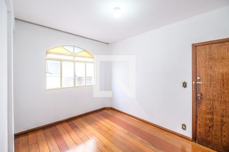 Sala de apartamento à venda com 3 quartos, 90m² em União, Belo Horizonte