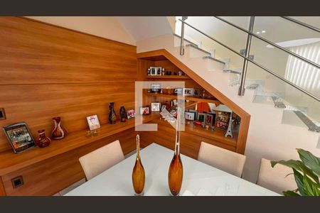 Sala de apartamento à venda com 4 quartos, 190m² em Sagrada Família, Belo Horizonte