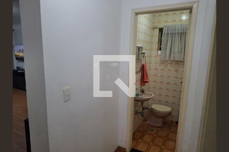 Casa à venda com 3 quartos, 157m² em Vila Carrão, São Paulo