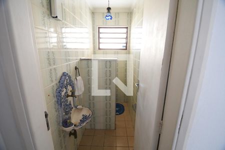 Lavabo de casa para alugar com 3 quartos, 175m² em Novo Taquaral, Campinas