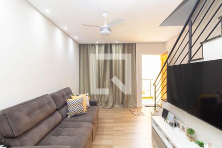 Sala de casa de condomínio à venda com 2 quartos, 65m² em Parada Xv de Novembro, São Paulo