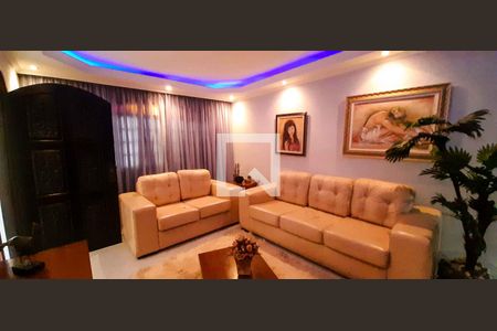 Sala de Estar de casa à venda com 5 quartos, 260m² em Jardim das Flores, Osasco