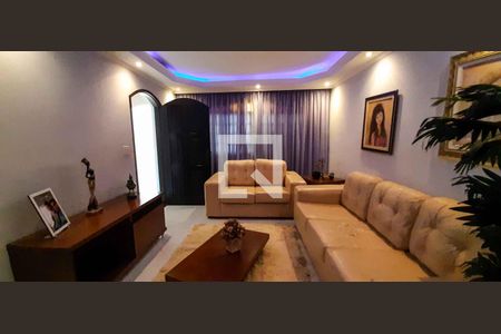 Sala de Estar de casa à venda com 5 quartos, 260m² em Jardim das Flores, Osasco