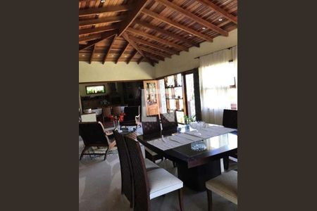 Casa à venda com 4 quartos, 700m² em Santo Amaro, São Paulo