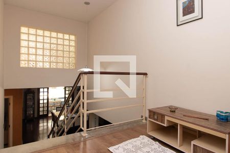 Hall dos Quartos de casa à venda com 4 quartos, 360m² em Vila Albertina, São Paulo