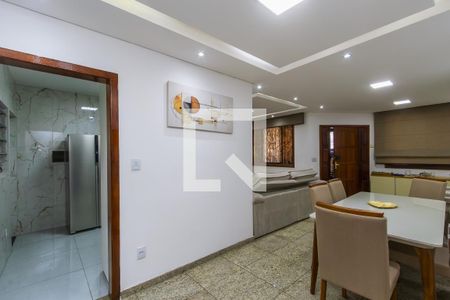 Sala de casa à venda com 3 quartos, 213m² em Santa Branca, Belo Horizonte