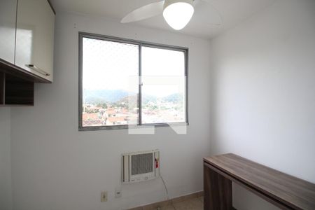 Quarto 1 de apartamento à venda com 3 quartos, 60m² em Taquara, Rio de Janeiro