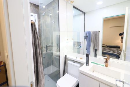Banheiro da Suíte 1 de apartamento à venda com 2 quartos, 67m² em Centro, Osasco