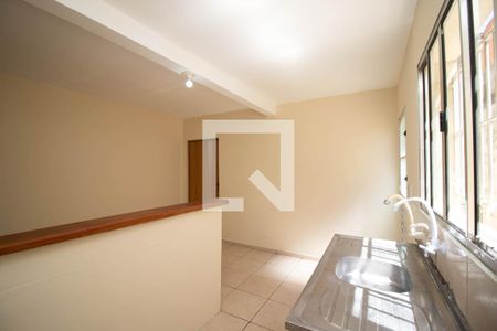 Sala/Cozinha de casa para alugar com 1 quarto, 37m² em Jardim Presidente Dutra, Guarulhos