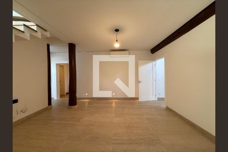 Casa à venda com 4 quartos, 620m² em Pacaembu, São Paulo