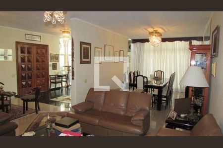 Casa à venda com 5 quartos, 269m² em Sumaré, São Paulo