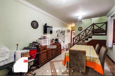 Casa à venda com 3 quartos, 201m² em Vila Morse, São Paulo