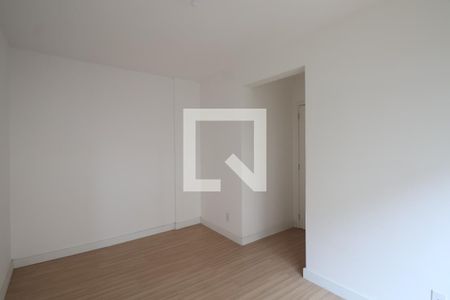 Quarto 1 de apartamento à venda com 2 quartos, 57m² em Marechal Rondon, Canoas