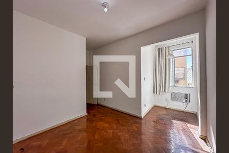 Quarto de apartamento à venda com 3 quartos, 98m² em Laranjeiras, Rio de Janeiro
