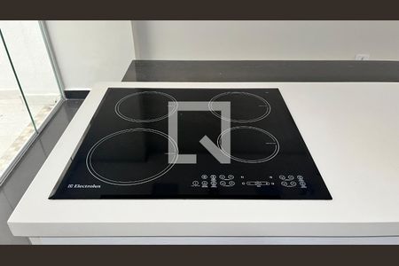 Casa de Condomínio para alugar com 2 quartos, 80m² em Bairro do Maranhao, Cotia