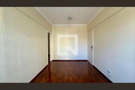 Sala de apartamento para alugar com 3 quartos, 90m² em Santo Antônio, Belo Horizonte