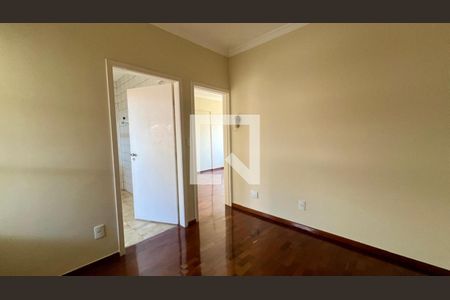Sala de apartamento para alugar com 3 quartos, 90m² em Santo Antônio, Belo Horizonte
