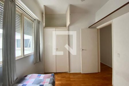 Quarto 1 de apartamento à venda com 3 quartos, 100m² em Ipanema, Rio de Janeiro